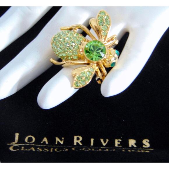 Joan Rivers Crystal Green Peridot BIRTHSTONE BEE BROOCH Gold Pin August Birthday - Picture 2 of 7